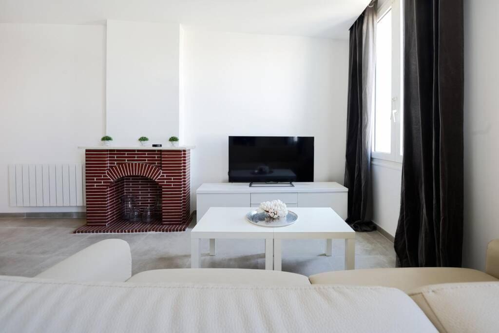 LA CIOTAT - Magnifique Appartement climatisé sur le Port Esterno foto